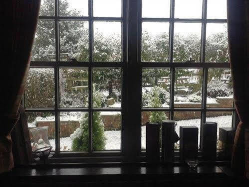 Chequers Inn Йорк Екстериор снимка